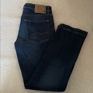 American Eagle men’s jeans